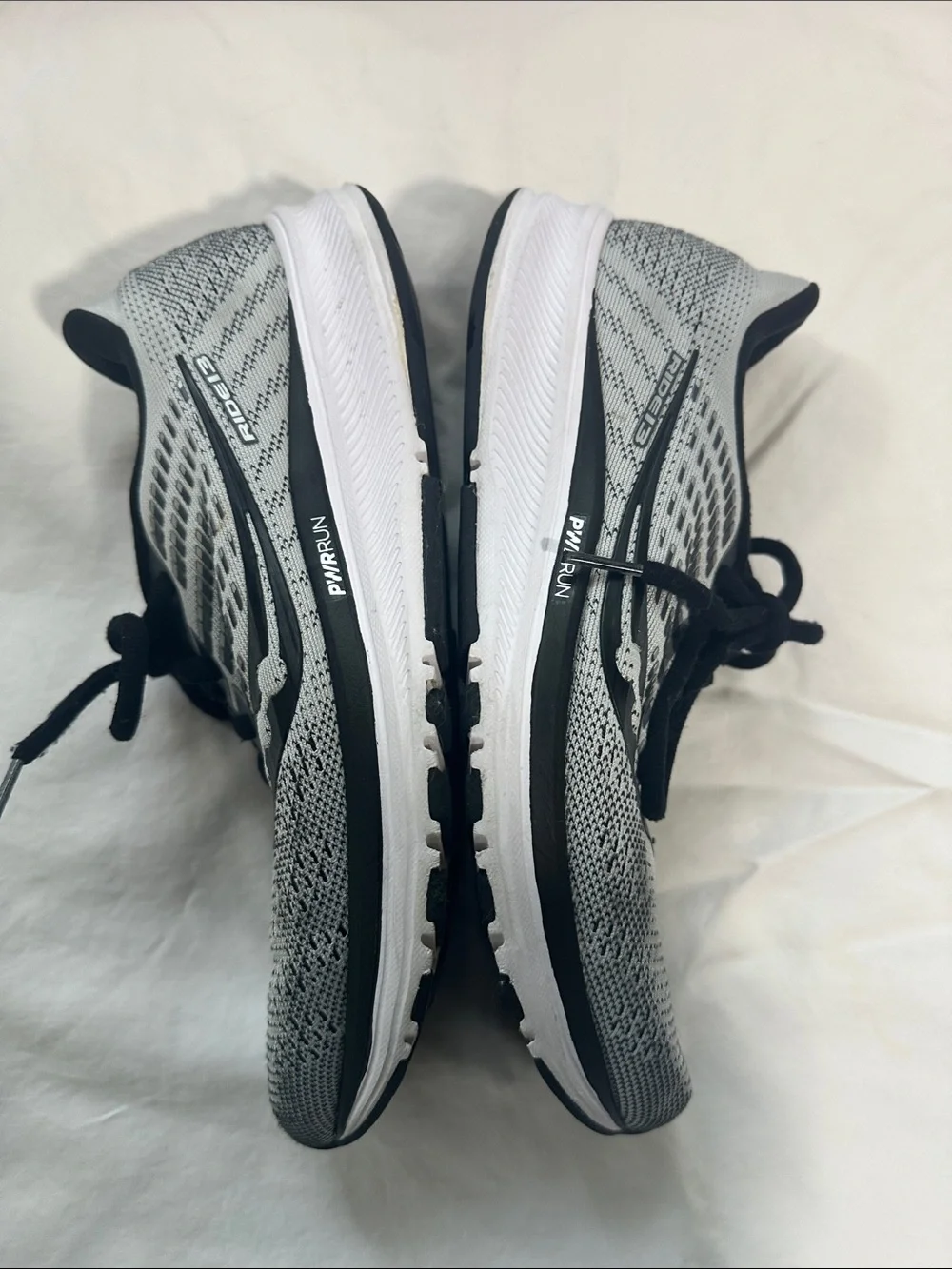 Saucony Ride 13 PwrRun Shoes Size 7.5